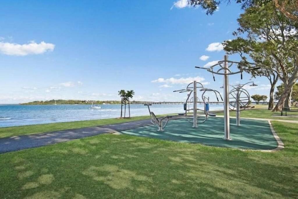 Bribie Island Unit With Pool - Amazing Beaches & Lifestyle! Bongaree Buitenkant foto
