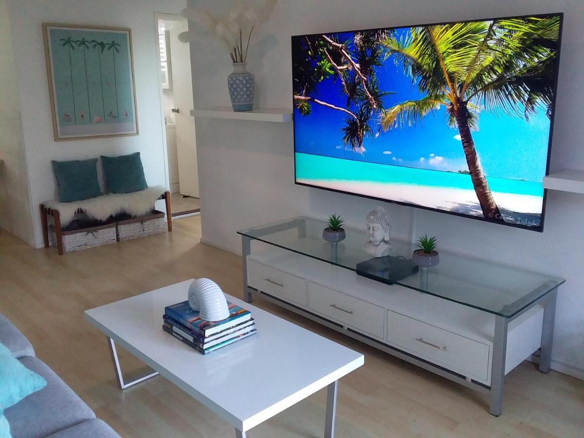 Bribie Island Unit With Pool - Amazing Beaches & Lifestyle! Bongaree Buitenkant foto